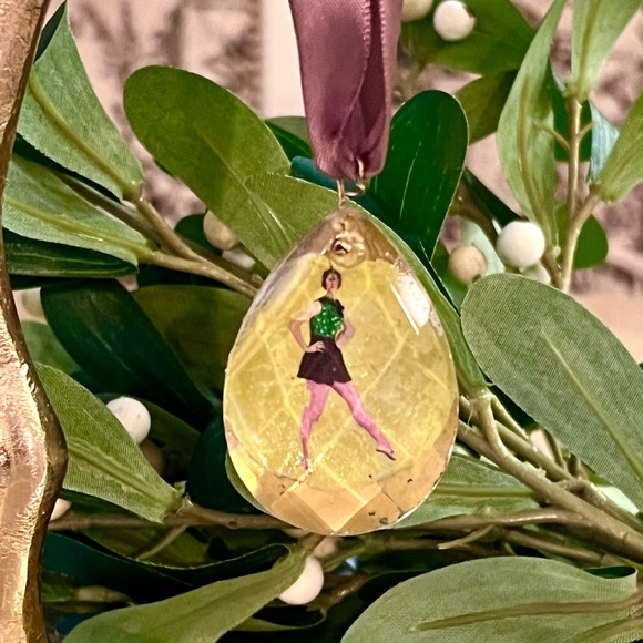 Antique “Dancing” Chandelier Crystals, SET/3 - Picture 6 of 6